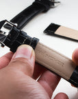 Italian Calfskin Leather Strap - Butterfly Buckle Clasp Type - Wancher Watch Wancher Watch Wancher Watch Italian Calfskin Leather Strap - Butterfly Buckle Clasp Type {{ Automatic Watch {{ Watch }} }} {{ Japan }} 上品な21mmラグ幅のイタリア製本物のレザーストラップには蝶々の留め具が付いています。この豪華なアクセサリーであなたの時計を引き立てましょう